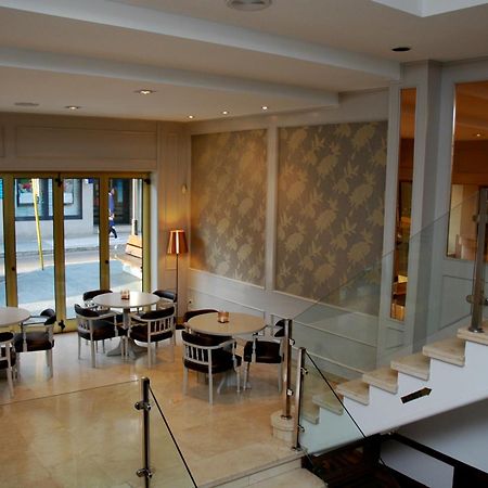 Hotel Serantes 오그로브 레스토랑 사진